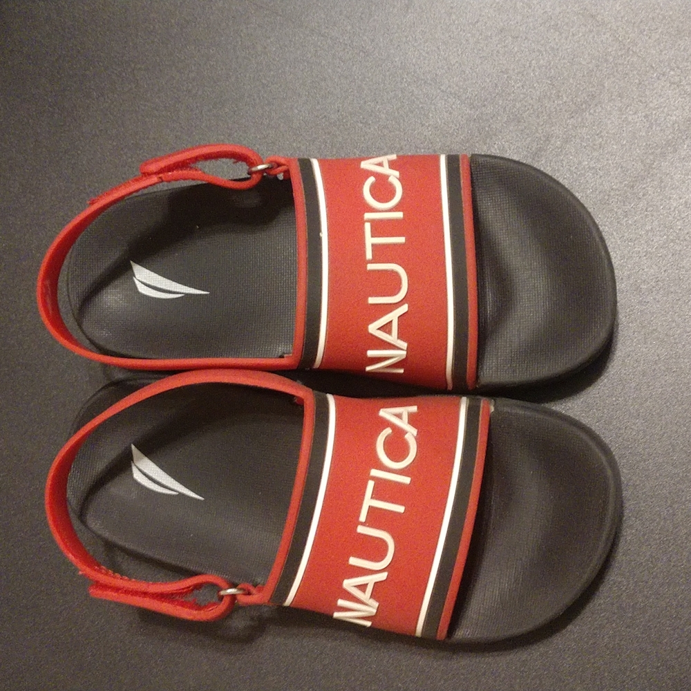 Nautica kids Sandals size 11